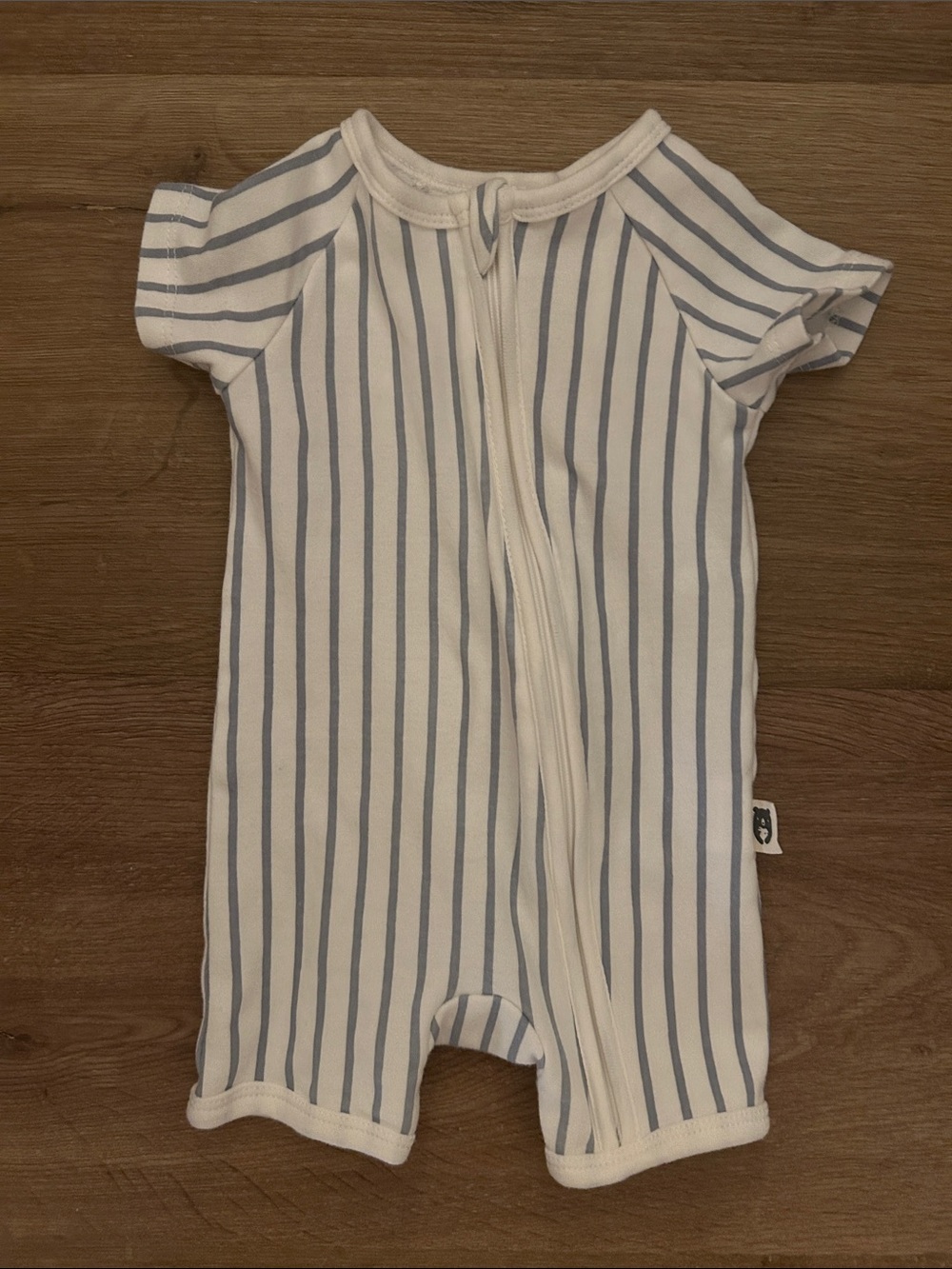 Organic Cotton Striped Short-Sleeve Baby One-Piece in White and Light Blue 3-6mo